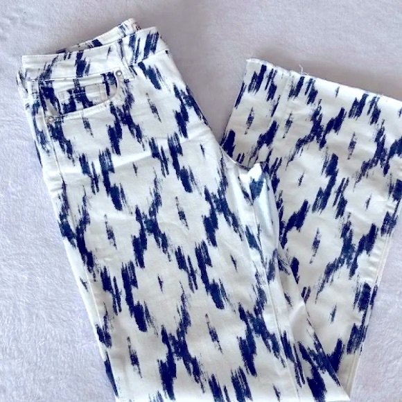 Free People - Picture 3 of 4